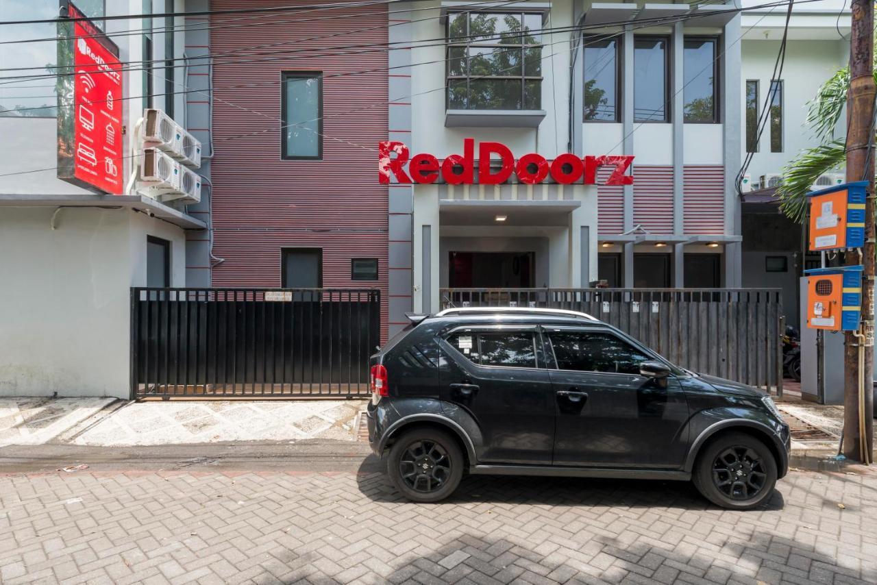 Reddoorz Near Grand City Mall 2 Surabaja Zewnętrze zdjęcie