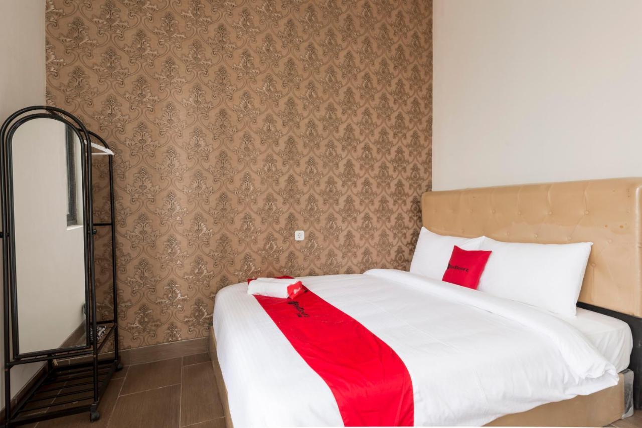 Reddoorz Near Grand City Mall 2 Surabaja Zewnętrze zdjęcie
