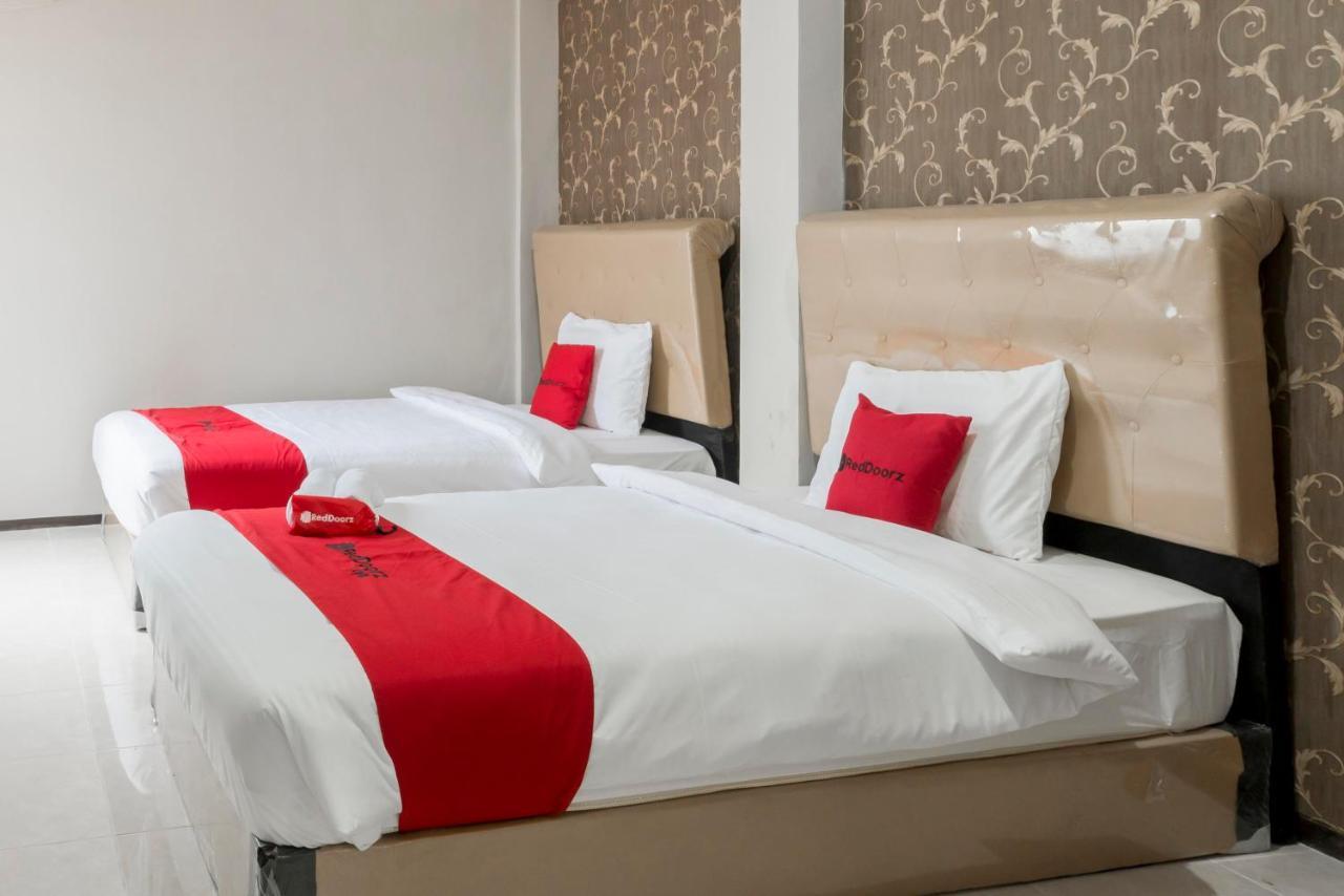 Reddoorz Near Grand City Mall 2 Surabaja Zewnętrze zdjęcie