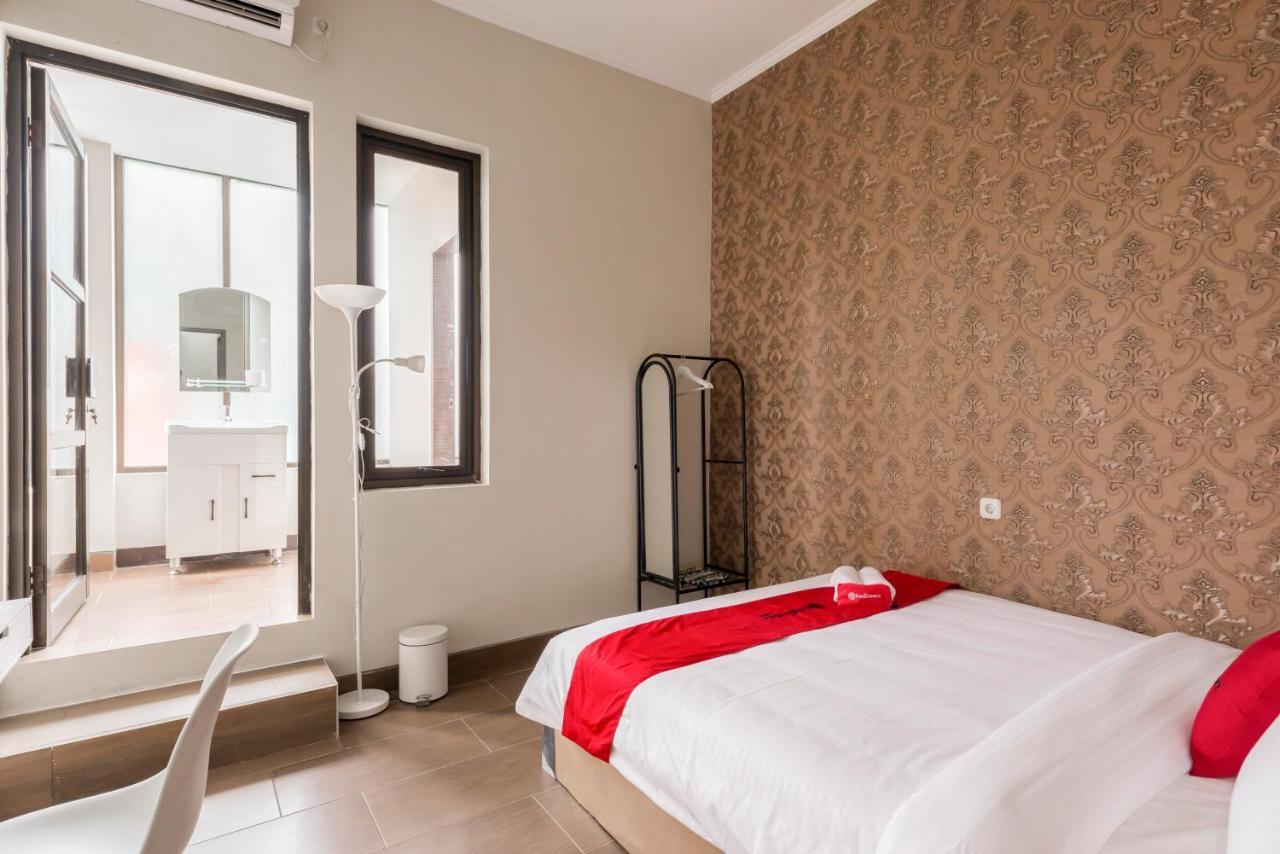 Reddoorz Near Grand City Mall 2 Surabaja Zewnętrze zdjęcie