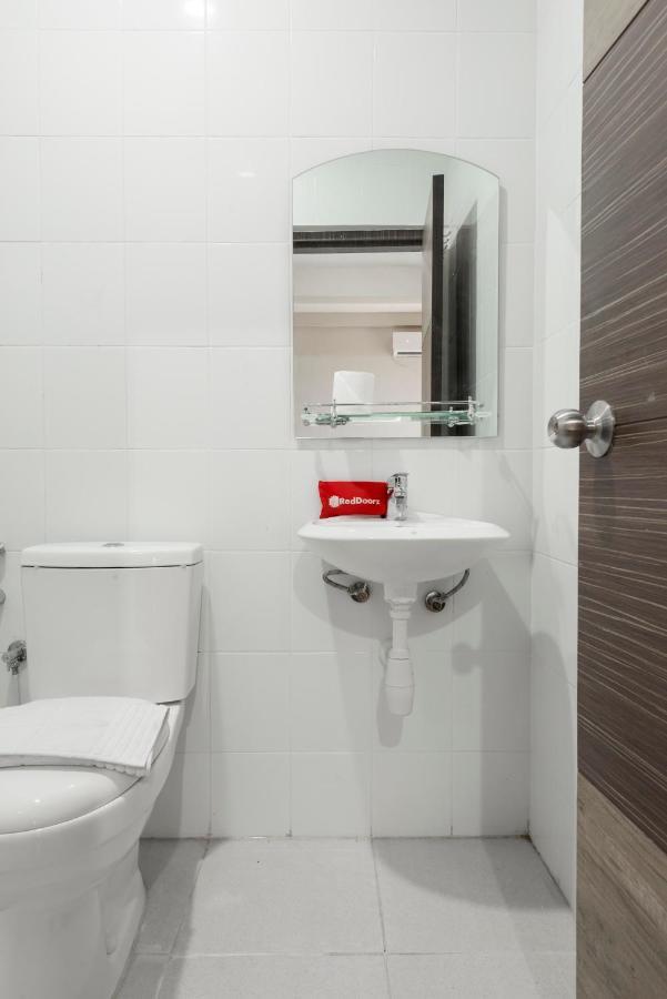 Reddoorz Near Grand City Mall 2 Surabaja Zewnętrze zdjęcie